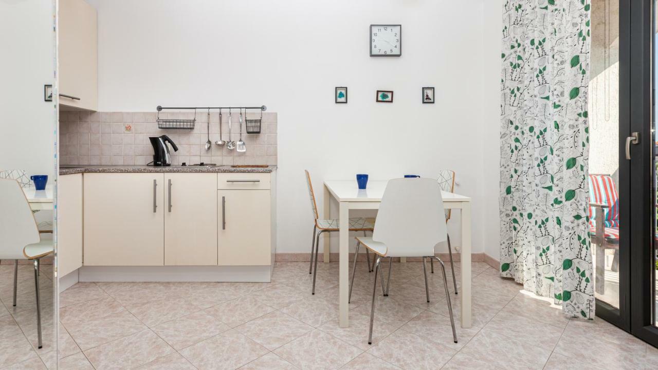 Apartments And Rooms Mofardin Rovinj Buitenkant foto